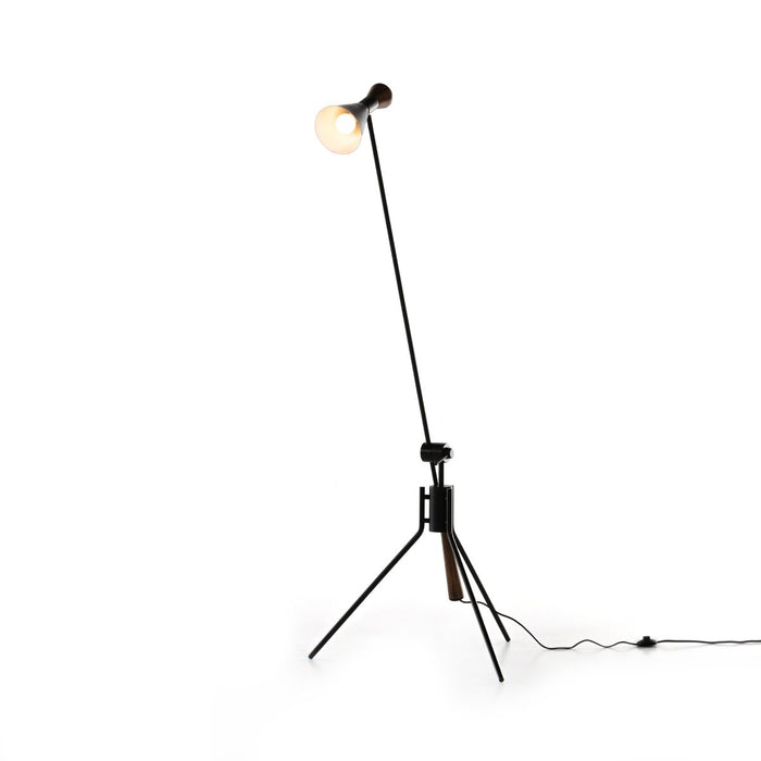 Walt Floor Lamp DSC