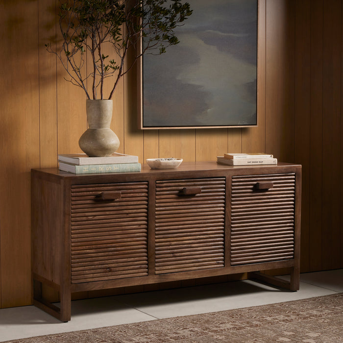 Lorne Media Console