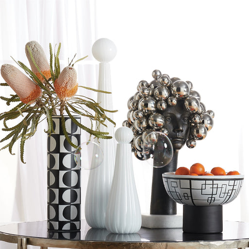 Global Views Black/White Circles Vase