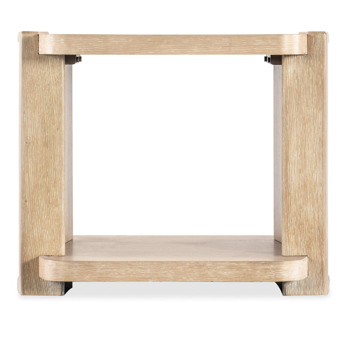 Hooker Furniture Retreat End Table