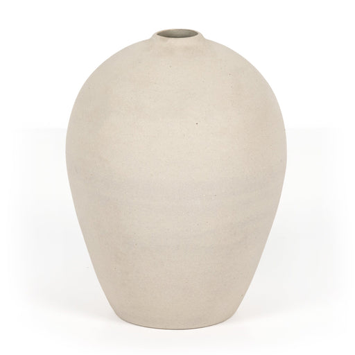 Izan Vase