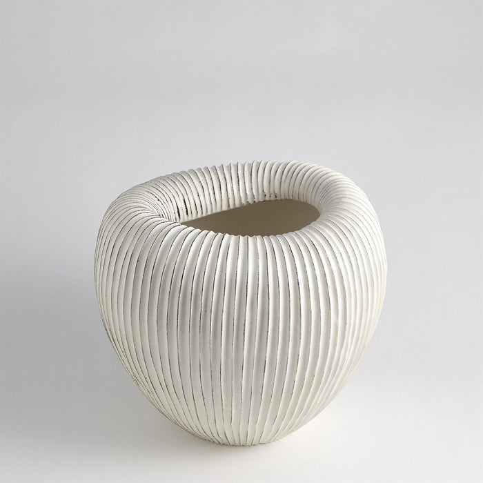 Global Views Baleen Cachepot-Ivory w/Brown Edges