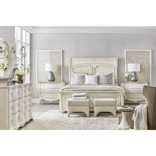 Hooker Furniture Traditions Panel Bed