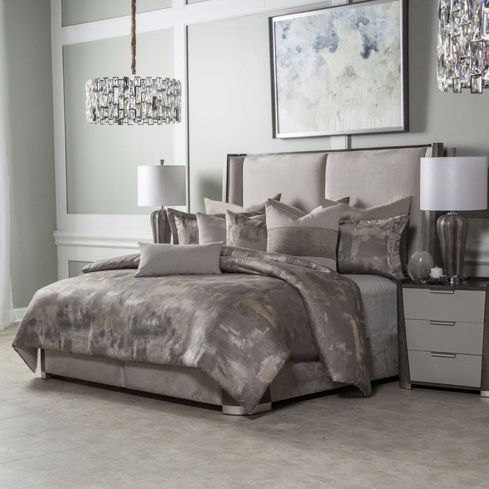 Michael Amini Aubrey Comforter Set Patina