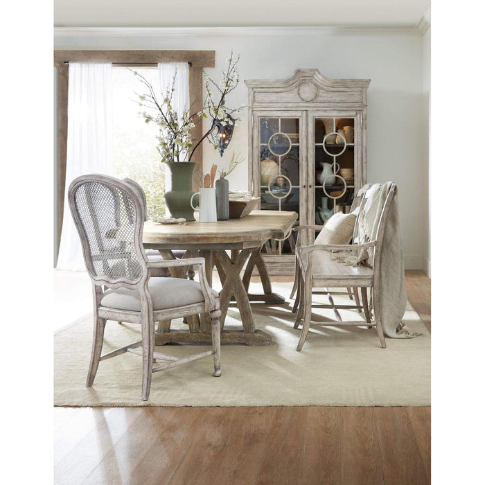 Hooker Furniture Boheme Colibri 88in Trestle Dining Table w/1-20in Leaf