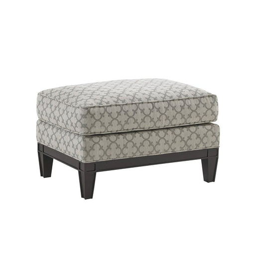 Lexington Kensington Place Aubrey Ottoman