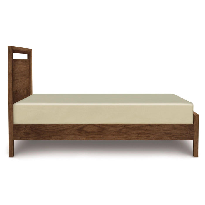 Copeland Mansfield 49" Bed