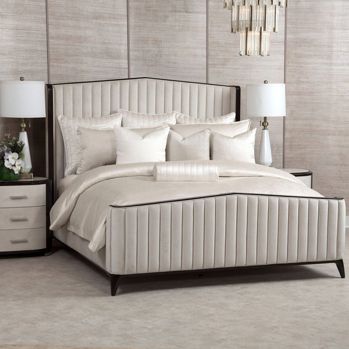 Michael Amini Oliver Comforter Set Ivory