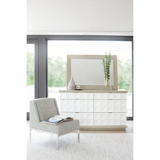 Bernhardt Axiom Dresser 056