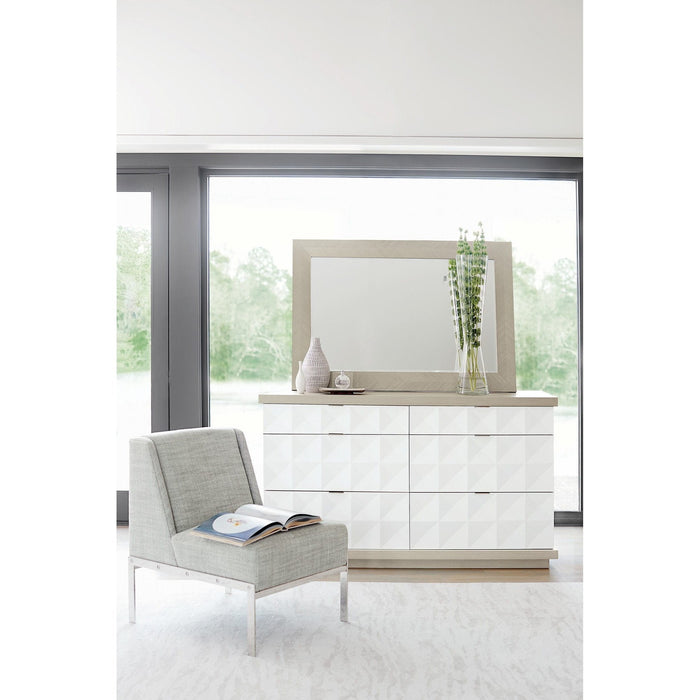 Bernhardt Axiom Dresser 056